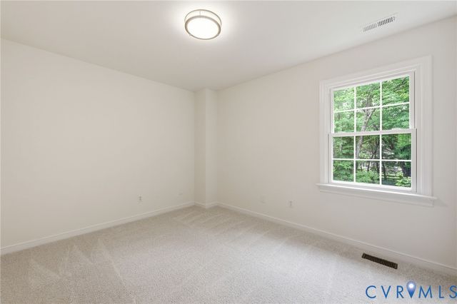 12111 Auger Ln, Midlothian, VA 23113
