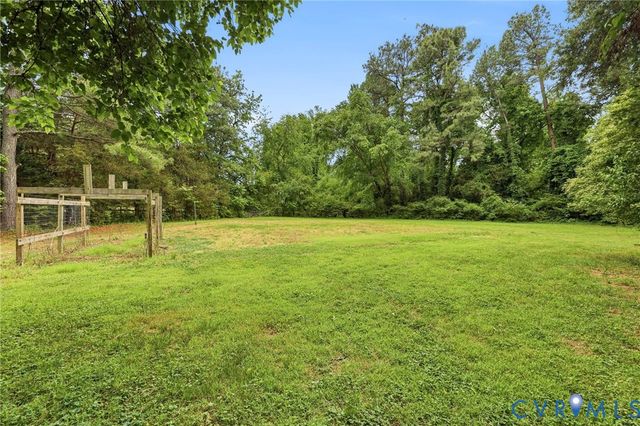 12111 Auger Ln, Midlothian, VA 23113