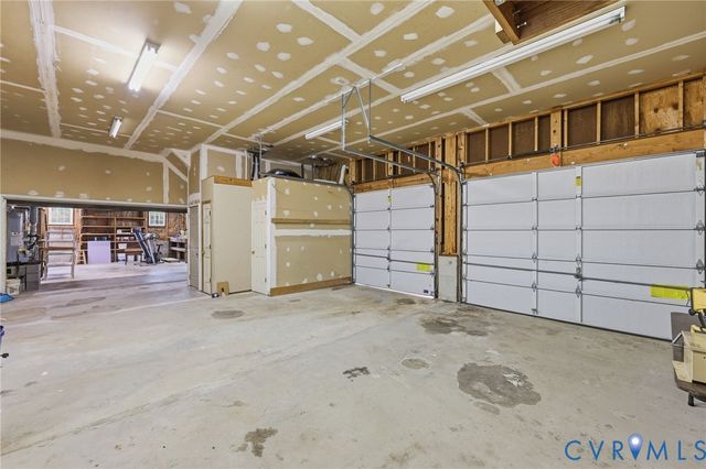 12111 Auger Ln, Midlothian, VA 23113