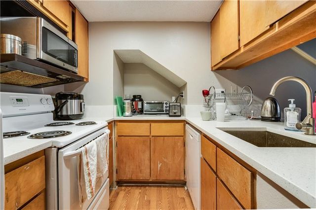 2510 San Gabriel ST 305, Austin, TX 78705