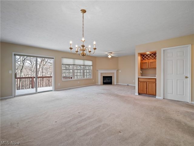 7770 Arbor Way, Parma, OH 44134