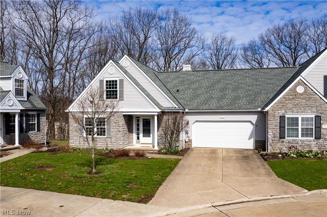 7770 Arbor Way, Parma, OH 44134