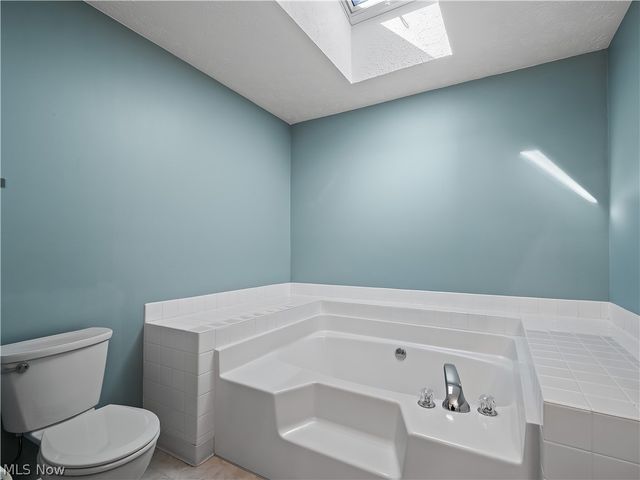 7770 Arbor Way, Parma, OH 44134