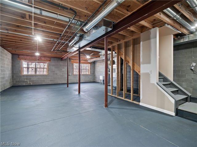 7770 Arbor Way, Parma, OH 44134