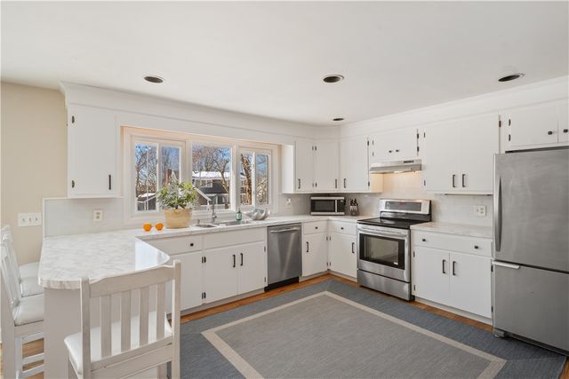 11 O'Donnell Road, Middletown, RI 02842