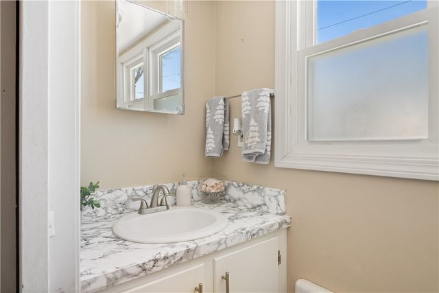 11 O'Donnell Road, Middletown, RI 02842