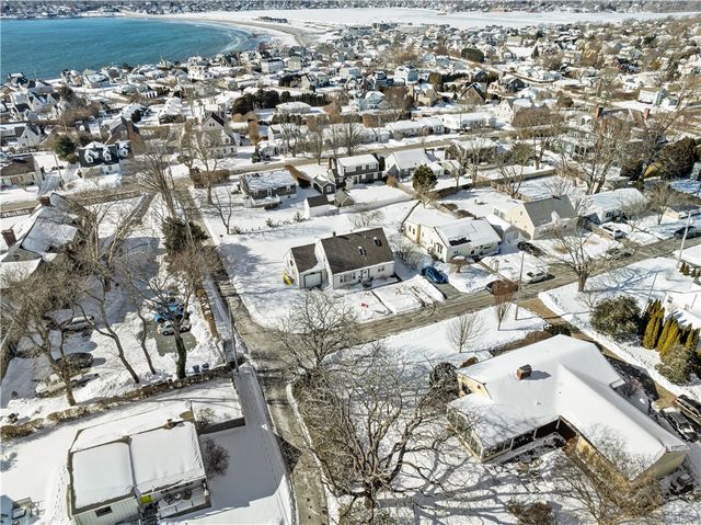 11 O'Donnell Road, Middletown, RI 02842