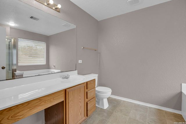 814 butler, San Antonio, TX 78251