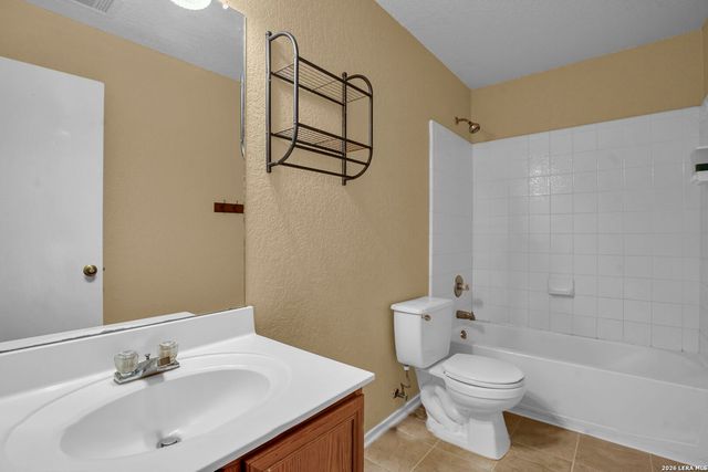 814 butler, San Antonio, TX 78251