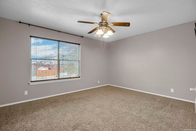 814 butler, San Antonio, TX 78251