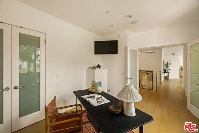 2203 Ocean Avenue 106, Santa Monica, CA 90405
