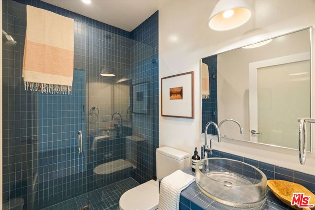 2203 Ocean Avenue 106, Santa Monica, CA 90405