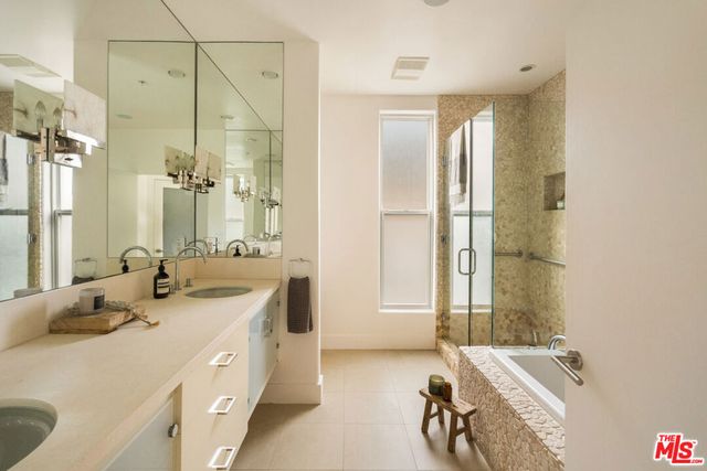 2203 Ocean Avenue 106, Santa Monica, CA 90405