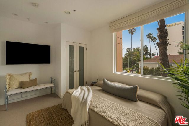 2203 Ocean Avenue 106, Santa Monica, CA 90405