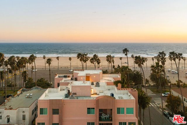 2203 Ocean Avenue 106, Santa Monica, CA 90405