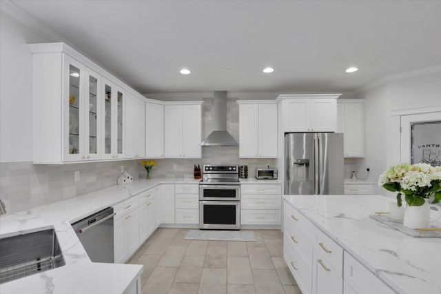 3210 N MOLTER Rd, Otis Orchards, WA 99027