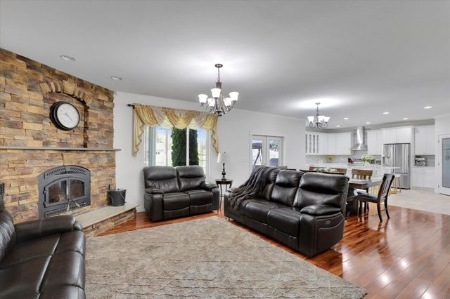 3210 N MOLTER Rd, Otis Orchards, WA 99027
