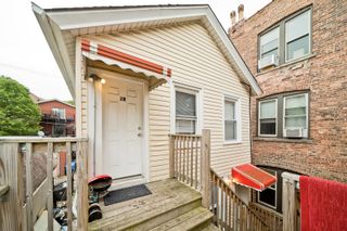 1431 W Flournoy Street 2R, Chicago, IL 60607