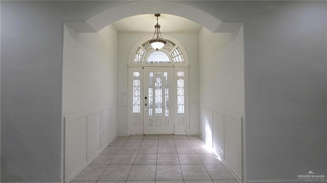 2014 N Northgate Circle, Weslaco, TX 78599