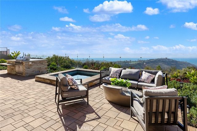 3355 Alta Laguna Boulevard, Laguna Beach, CA 92651
