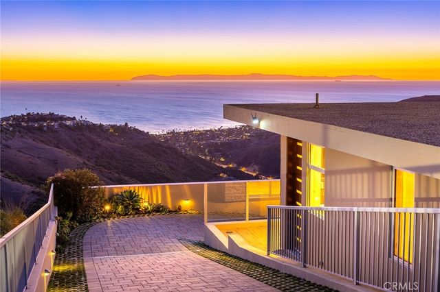 3355 Alta Laguna Boulevard, Laguna Beach, CA 92651