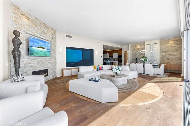 3355 Alta Laguna Boulevard, Laguna Beach, CA 92651