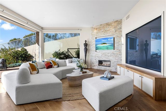 3355 Alta Laguna Boulevard, Laguna Beach, CA 92651