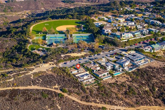 3355 Alta Laguna Boulevard, Laguna Beach, CA 92651