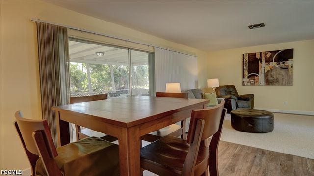 5249 Sunnybrook CT, Cape Coral, FL 33904