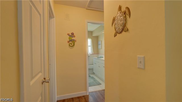 5249 Sunnybrook CT, Cape Coral, FL 33904