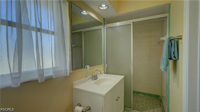 5249 Sunnybrook CT, Cape Coral, FL 33904