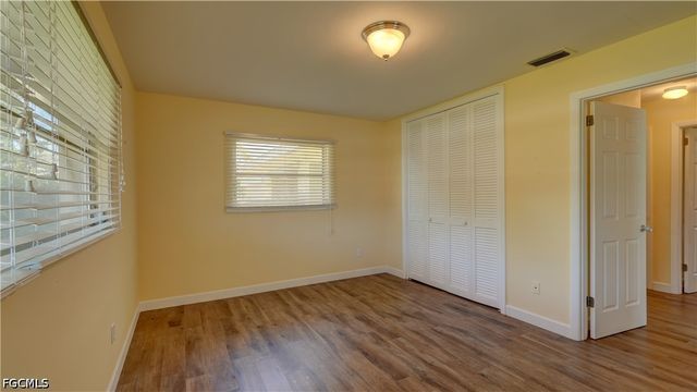5249 Sunnybrook CT, Cape Coral, FL 33904