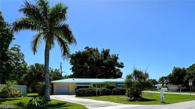 5249 Sunnybrook CT, Cape Coral, FL 33904
