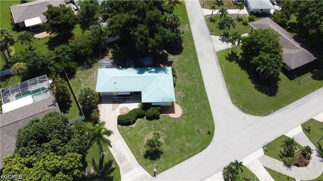 5249 Sunnybrook CT, Cape Coral, FL 33904