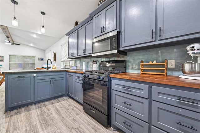 15245 Austin Road, Willis, TX 77378