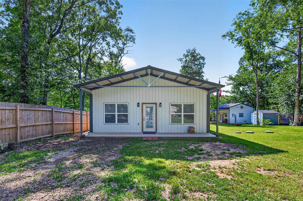15245 Austin Road, Willis, TX 77378