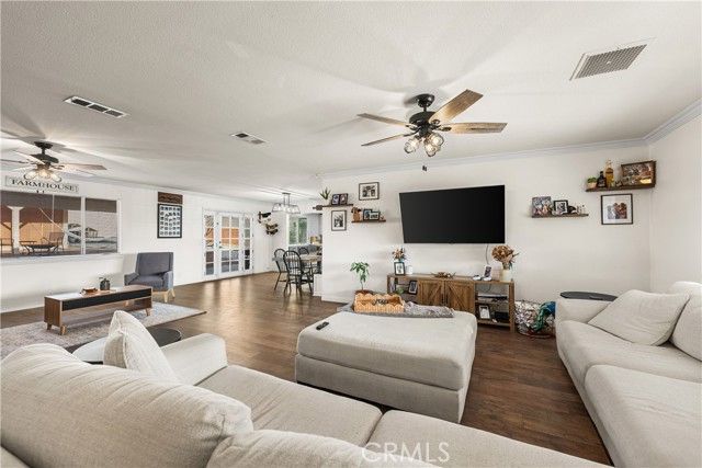 39443 162nd, Lake Los Angeles, CA 93591