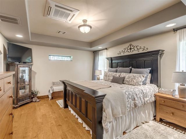 2305 NW 35th Pl, Newcastle, OK 73065