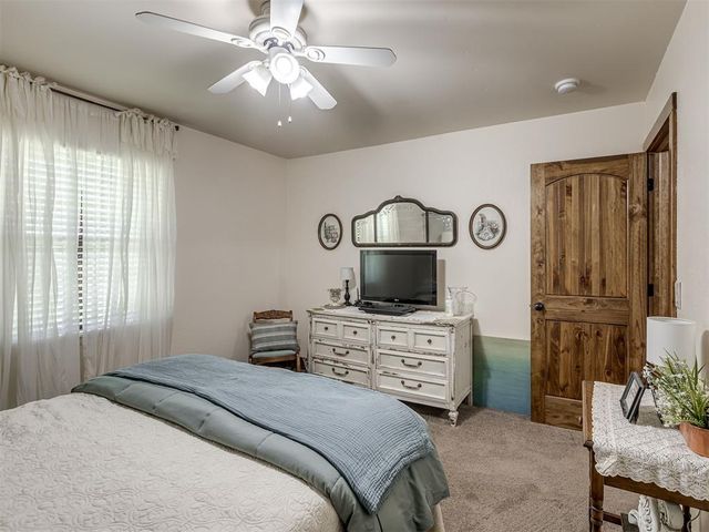2305 NW 35th Pl, Newcastle, OK 73065