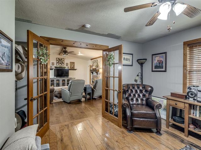 2305 NW 35th Pl, Newcastle, OK 73065