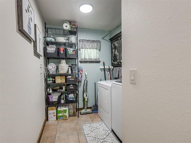 2305 NW 35th Pl, Newcastle, OK 73065