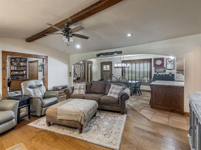 2305 NW 35th Pl, Newcastle, OK 73065