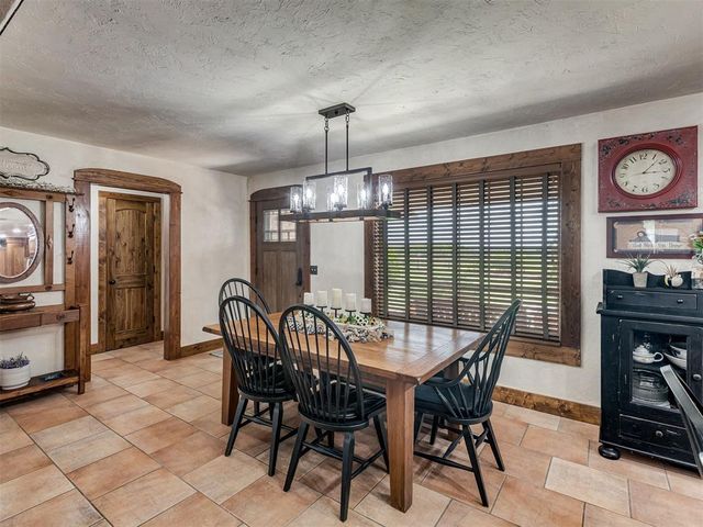 2305 NW 35th Pl, Newcastle, OK 73065