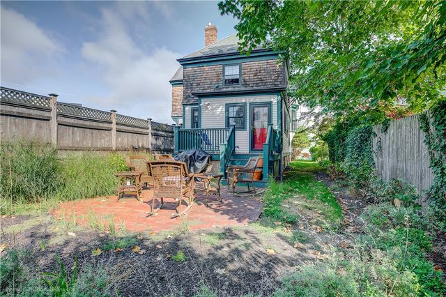 1 Bliss Road, Newport, RI 02840