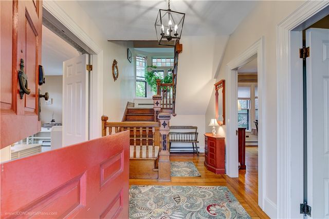 1 Bliss Road, Newport, RI 02840