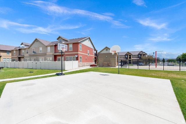 1584 N CATAGENA PKWY, Saratoga Springs, UT 84045
