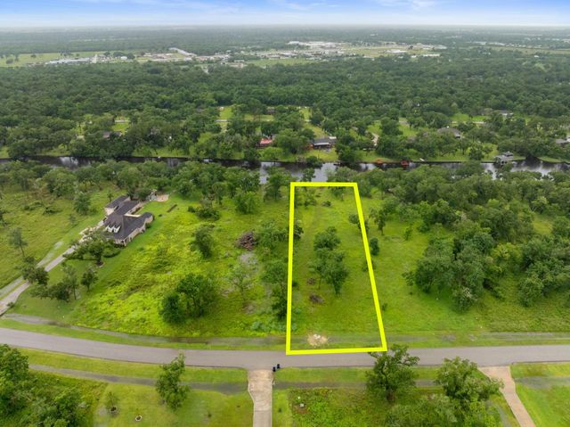 32610 Bayou Bend, Richwood, TX 77515