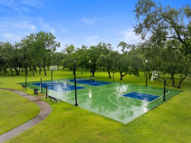 32610 Bayou Bend, Richwood, TX 77515