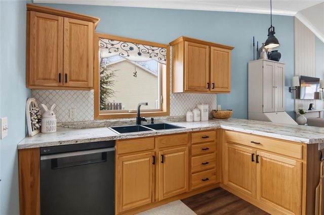 4836 Running Deer Drive, Eau Claire, WI 54703