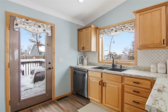 4836 Running Deer Drive, Eau Claire, WI 54703